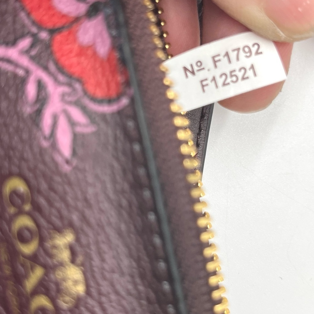 Coach Wildflower Print‎ Dk Lt Purple Wristlet Wallet F12521 New Limited Edition - Picture 9 of 11